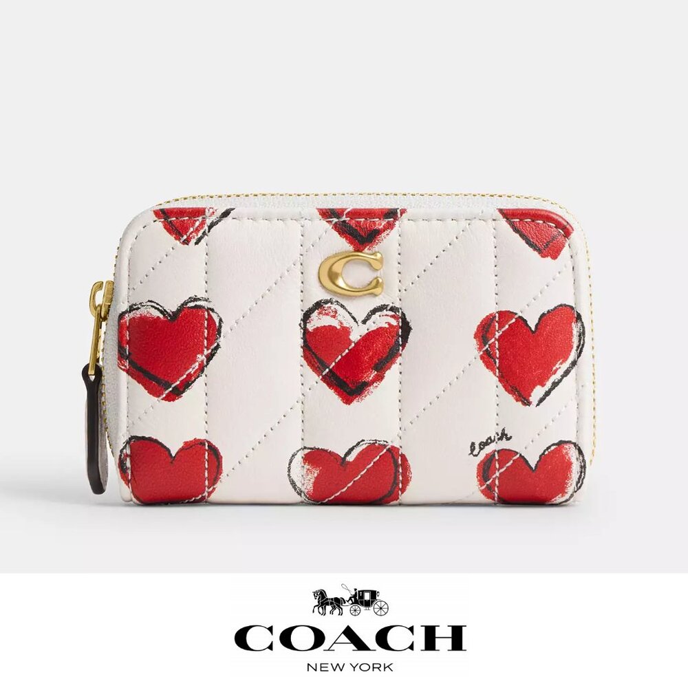 ❤️ Coach Essential Small Zip Around Card Case With Quilting And Heart Print